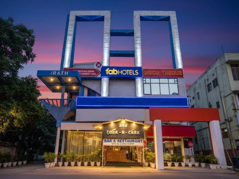 Capital O 1585 Hotel Palash Residency