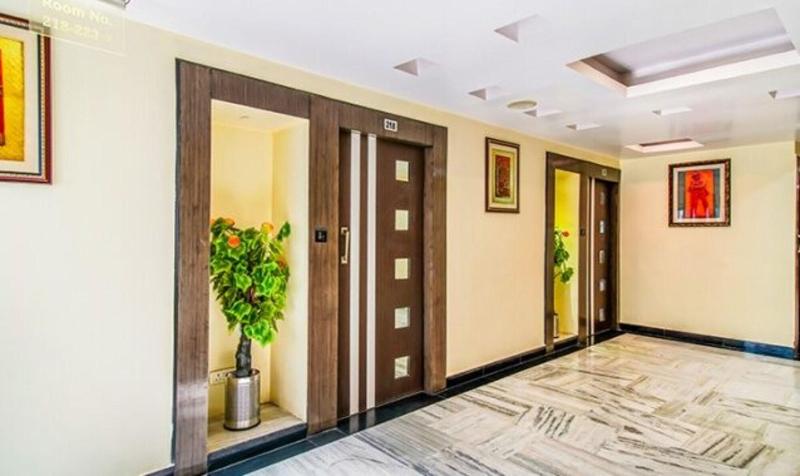 Capital O 1585 Hotel Palash Residency