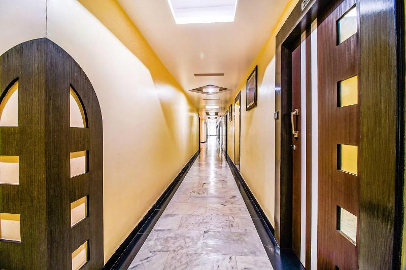 Capital O 1585 Hotel Palash Residency