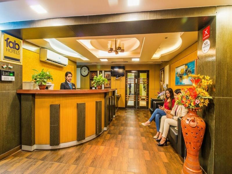 Capital O 1585 Hotel Palash Residency