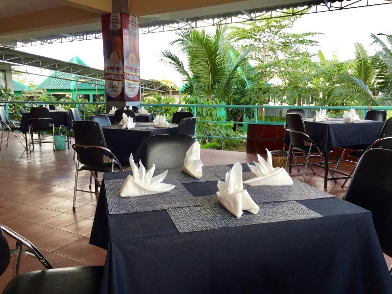 River Dolphin Hotel image 1