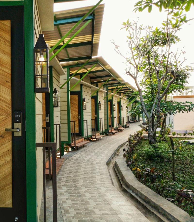 River Walk Urban Camping House image