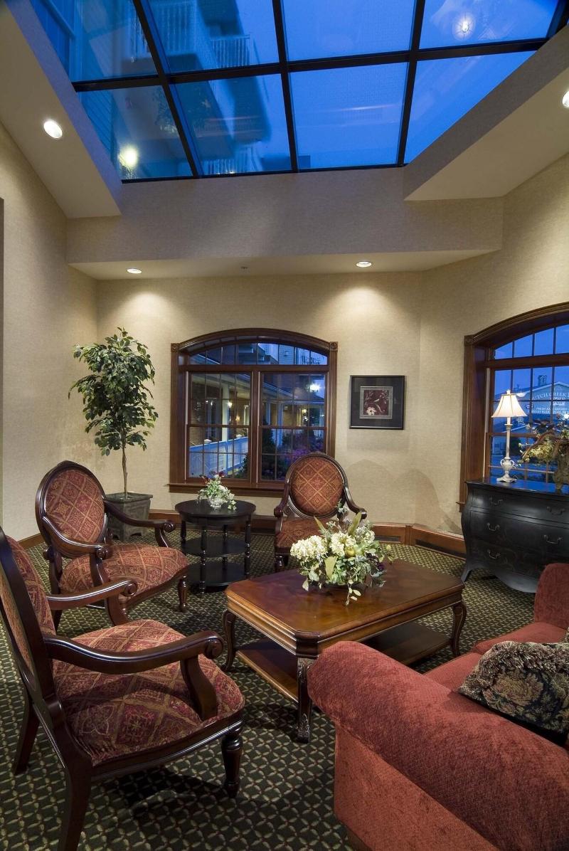 Carlisle Inn Sugarcreek image