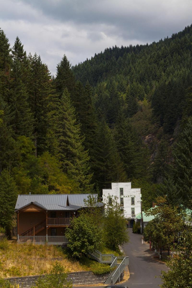 Carson Hot Springs Resort image