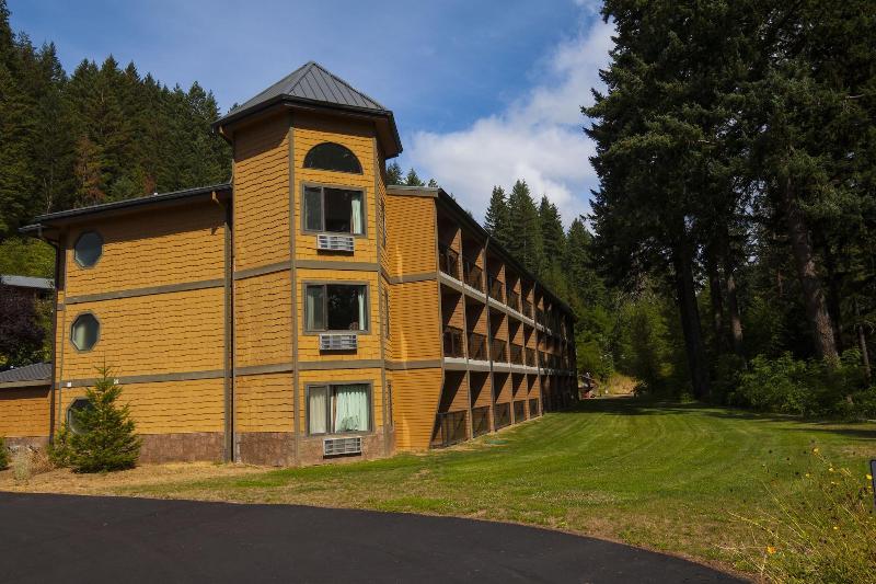 Carson Hot Springs Resort image