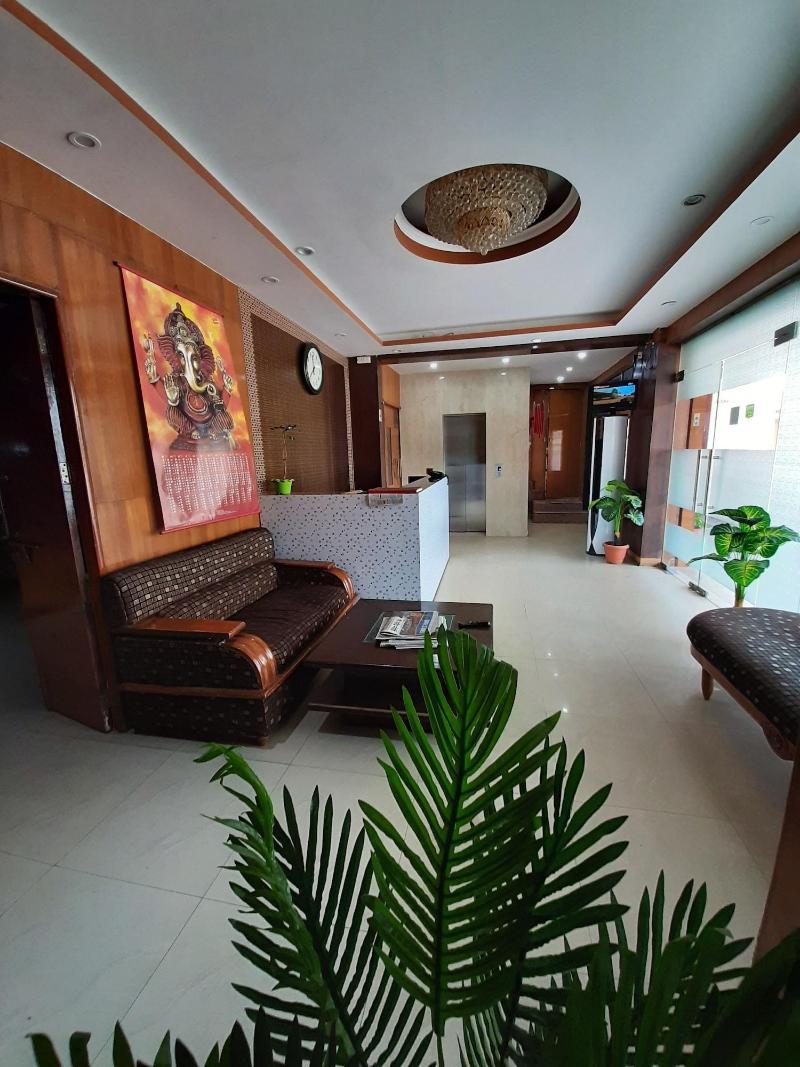Hotel Platinum Plaza image