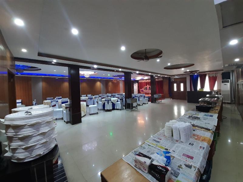 Hotel Platinum Plaza image