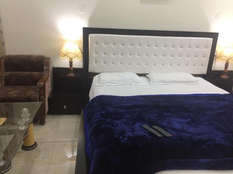 Hotel Platinum Plaza image 3