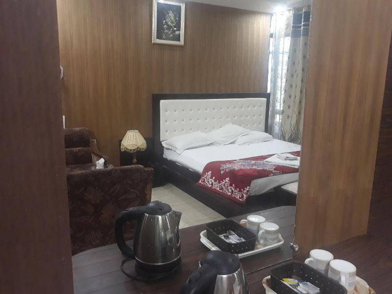 Hotel Platinum Plaza image