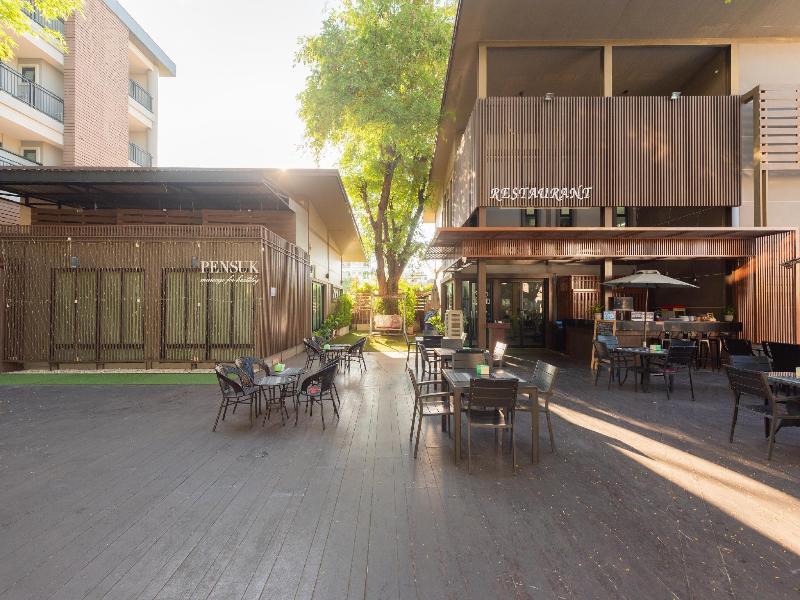 Romyen Garden Place image