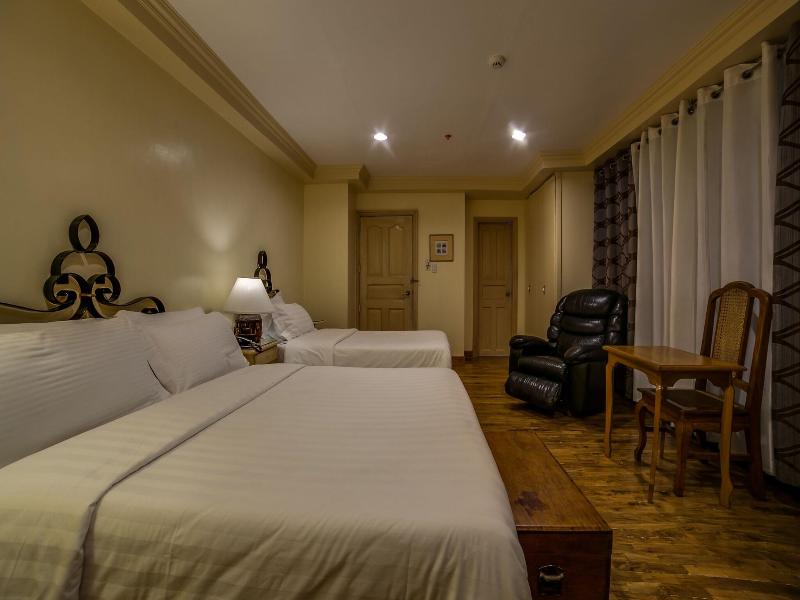 Roxas President's Inn image