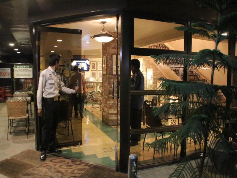 Roxas President's Inn image