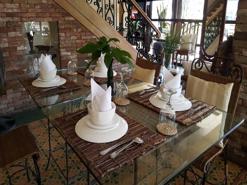 Roxas President's Inn image