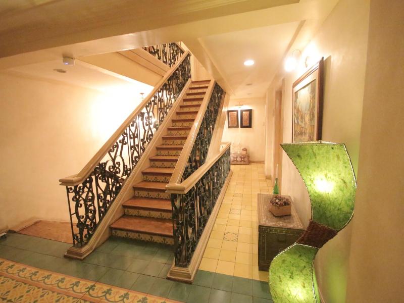 Roxas President's Inn image