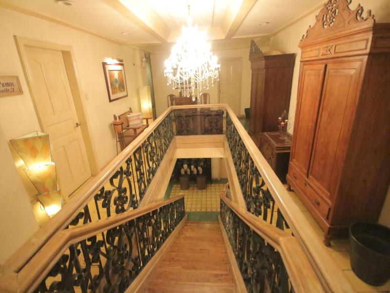 Roxas President's Inn image