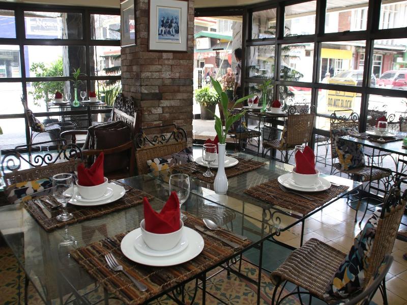 Roxas President's Inn image