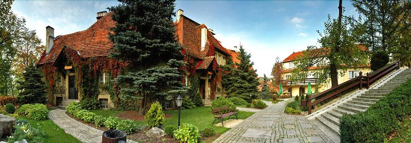 Hotel Przy Oślej Bramie - Zamek Książ image