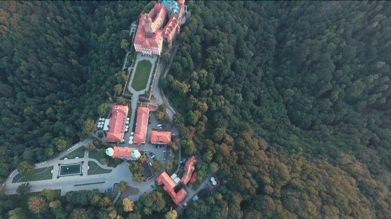 Hotel Przy Oślej Bramie - Zamek Książ image