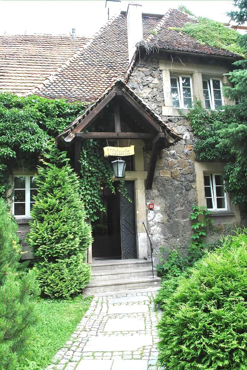 Hotel Przy Oślej Bramie - Zamek Książ image
