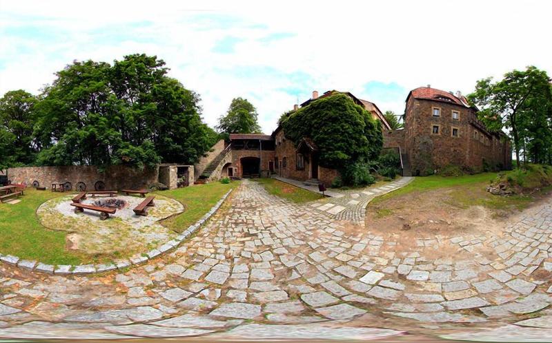 Hotel Przy Oślej Bramie - Zamek Książ image