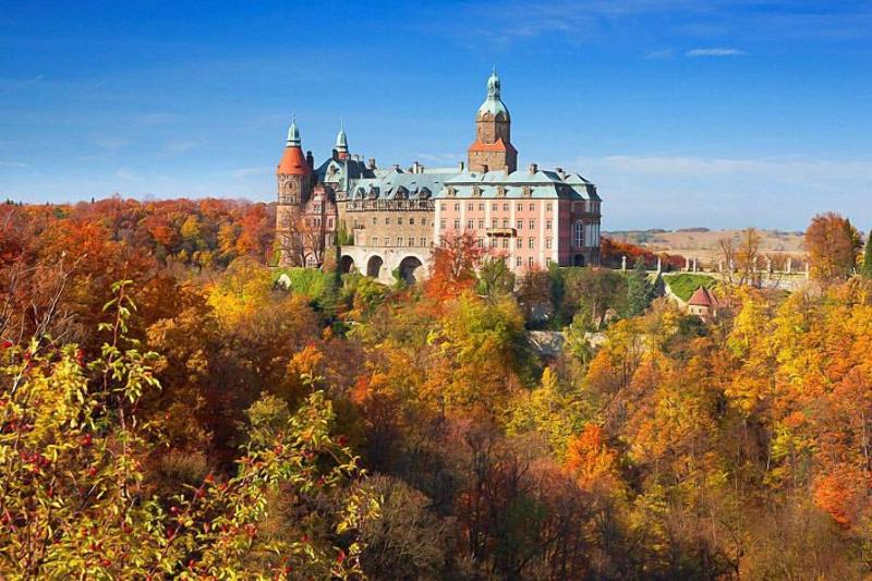Hotel Przy Oślej Bramie - Zamek Książ image