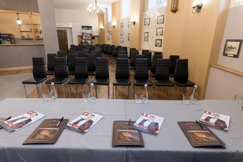 Hotel Przy Oślej Bramie - Zamek Książ image