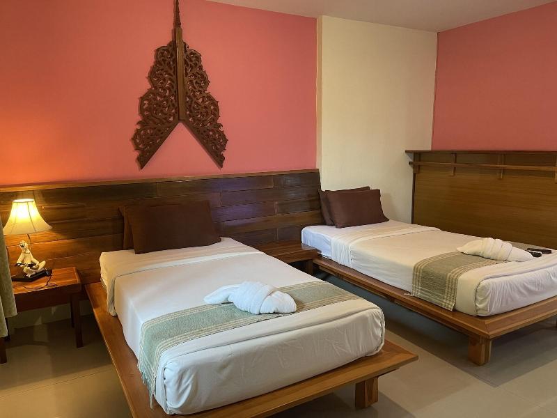 Ruen Kaew Boutique Resort image
