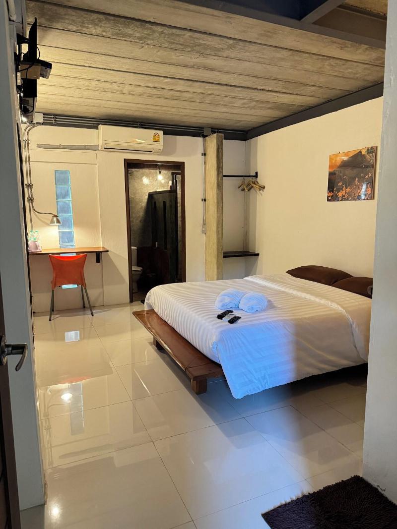 Ruen Kaew Boutique Resort image