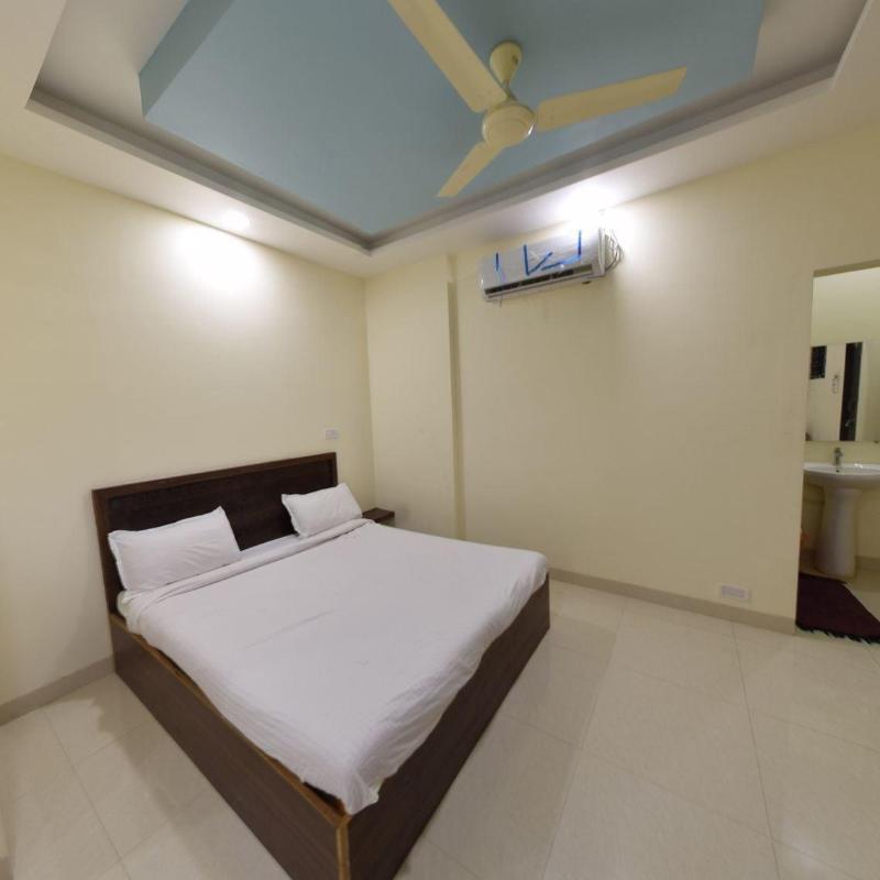 Hotel Radhika Inn — photo 10