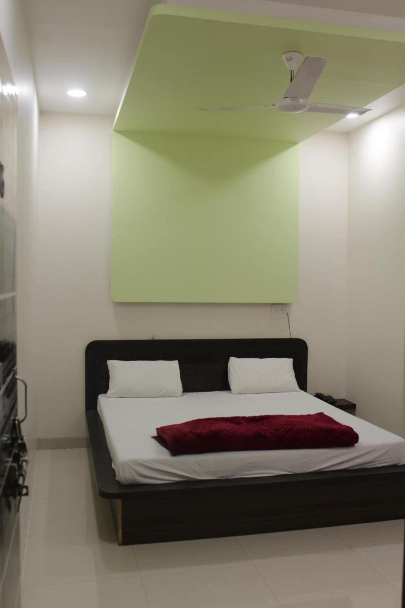 Hotel Radhika Inn — photo 17