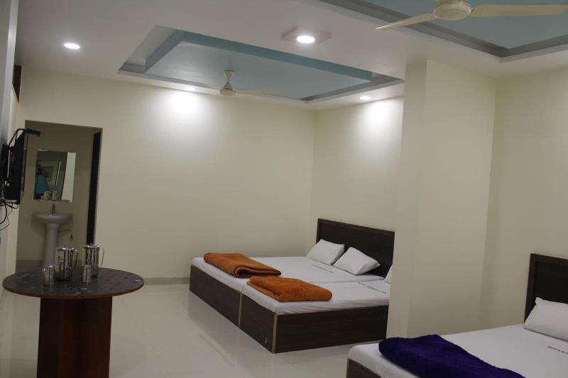 Hotel Radhika Inn — photo 47