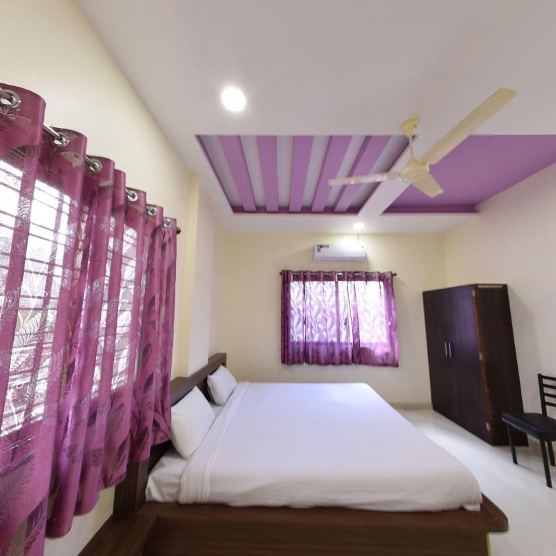 Hotel Radhika Inn 5