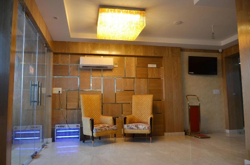 Hotel Radiance image