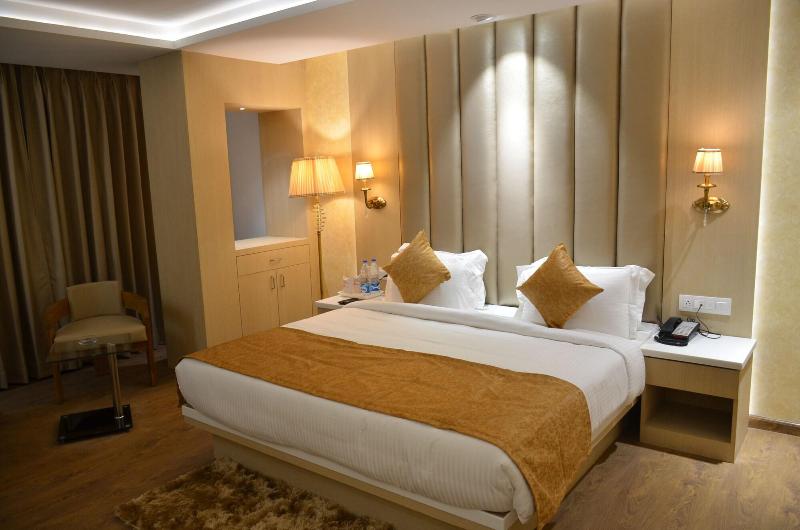 Hotel Radiance image