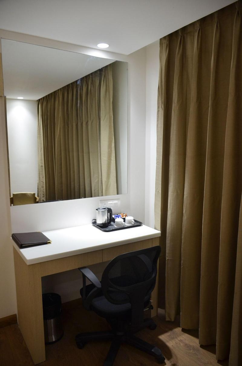Hotel Radiance image