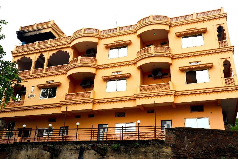 Hotel Raj Palace — general view