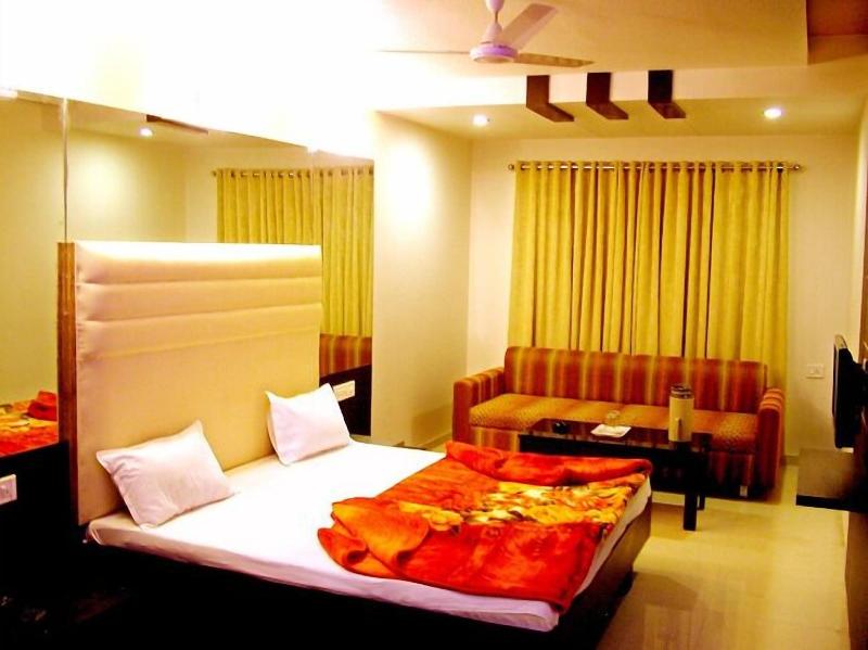 Hotel Rajmandir image