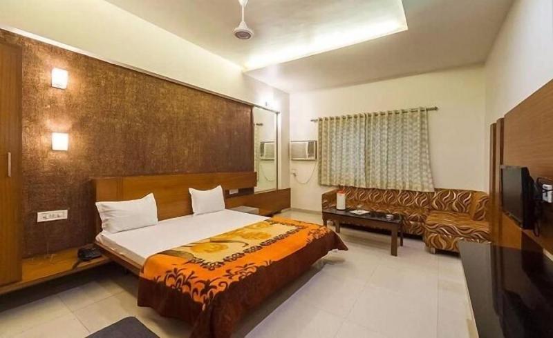 Hotel Rajmandir image