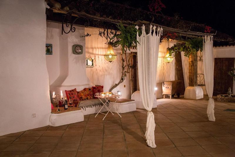 Hotel Rancho Los Lobos image