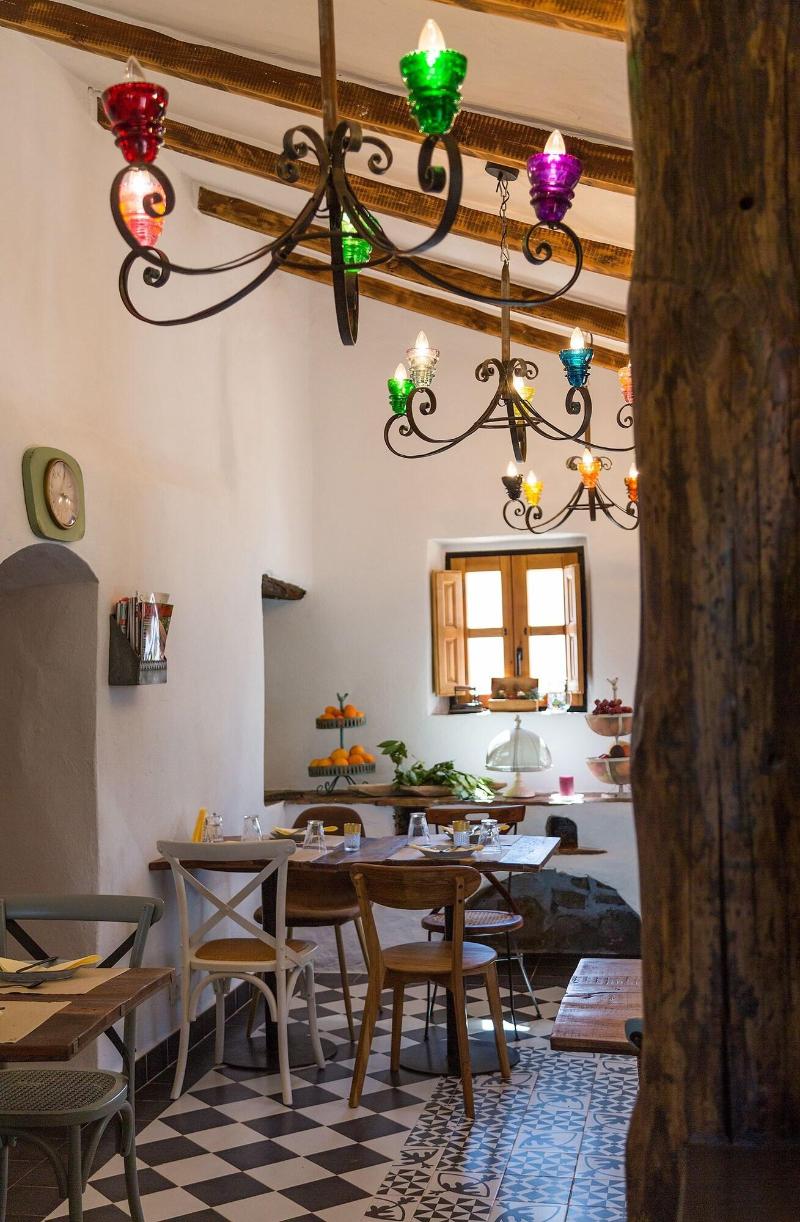 Hotel Rancho Los Lobos image