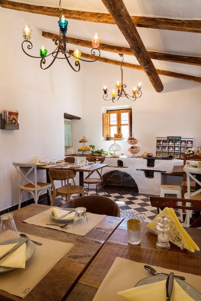 Hotel Rancho Los Lobos image