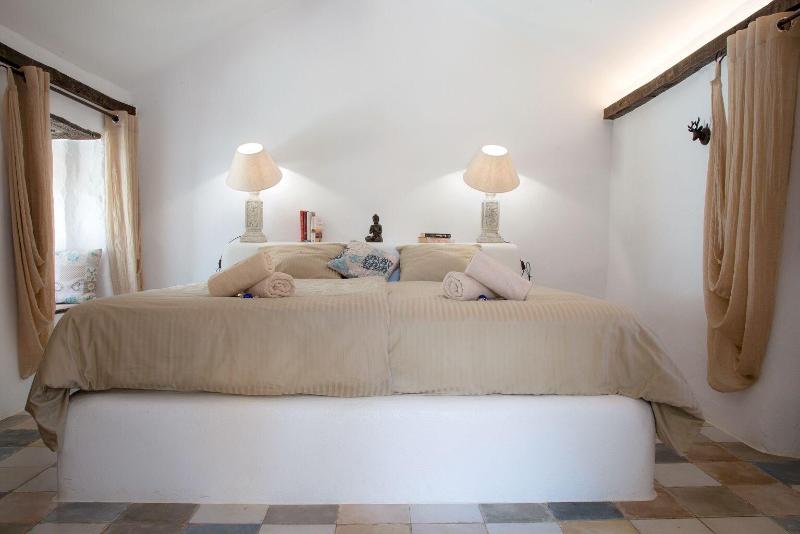 Hotel Rancho Los Lobos image