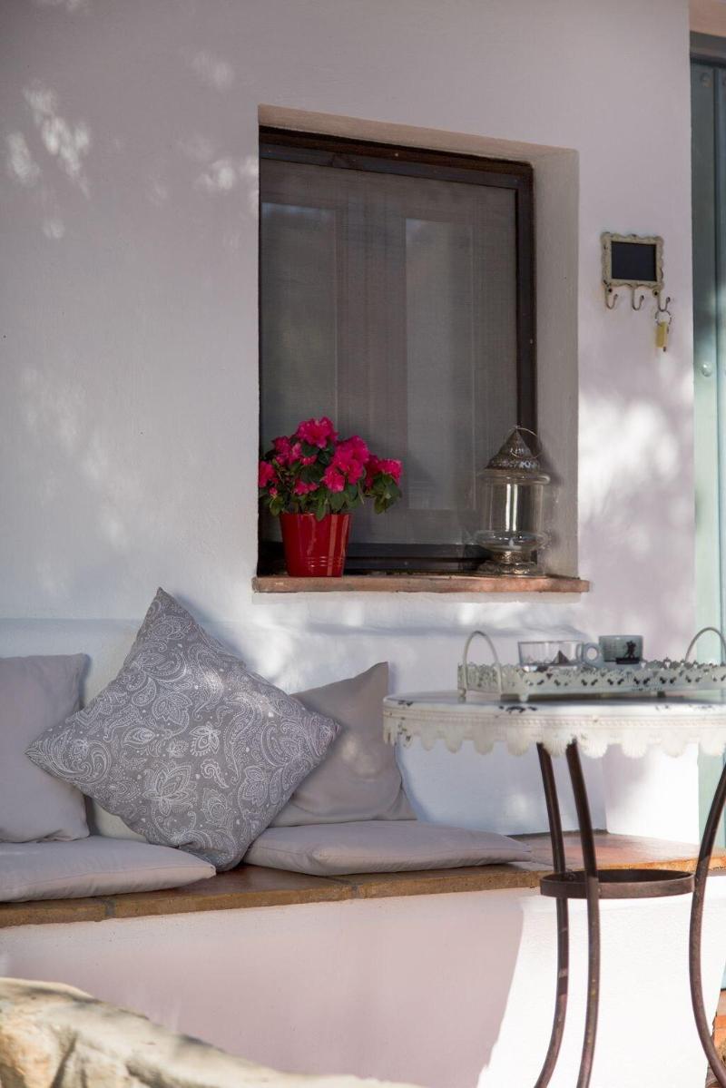 Hotel Rancho Los Lobos image