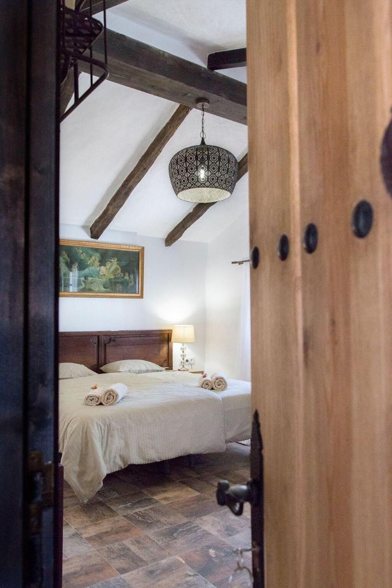 Hotel Rancho Los Lobos image