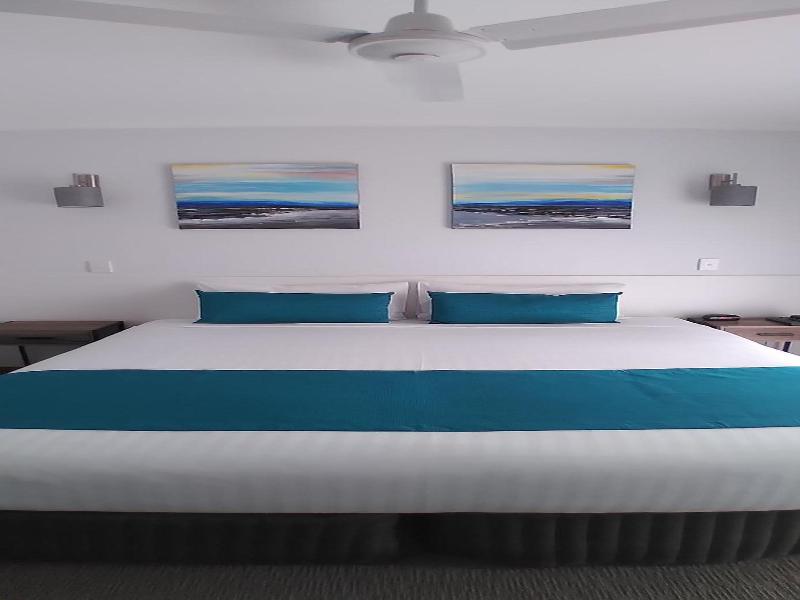 Centrepoint Motel image