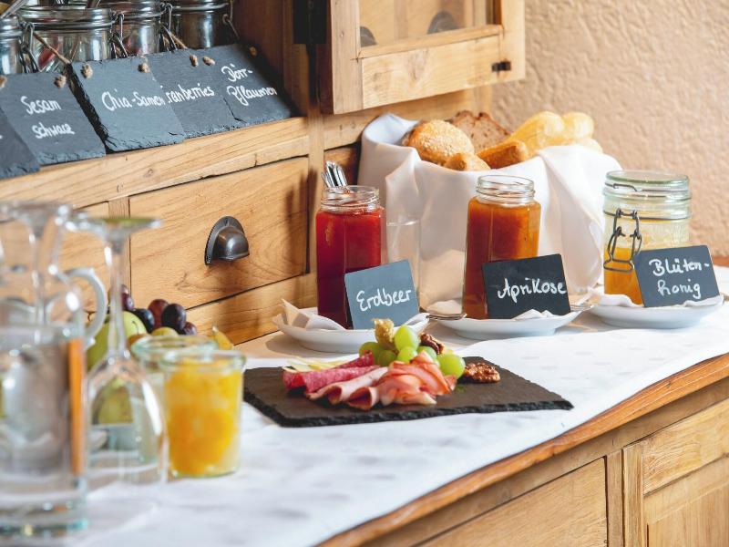 Hotel Restaurant Martha image