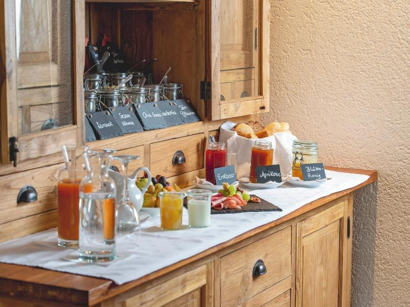 Hotel Restaurant Martha image
