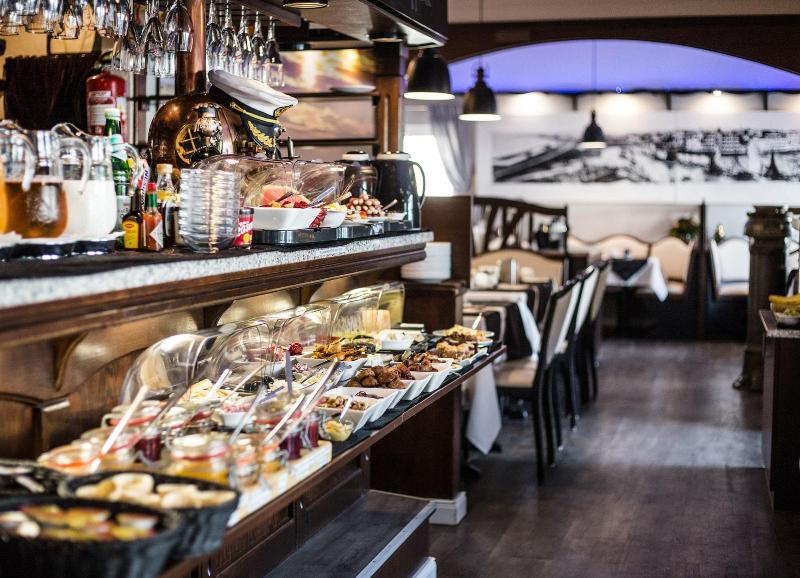 Hotel Restaurant Tum Stüürmann image