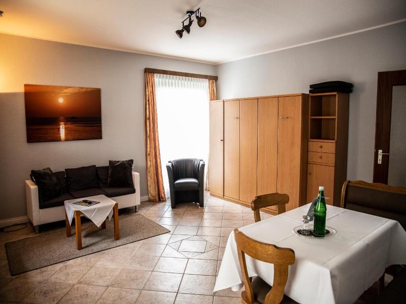 Hotel Restaurant Tum Stüürmann image