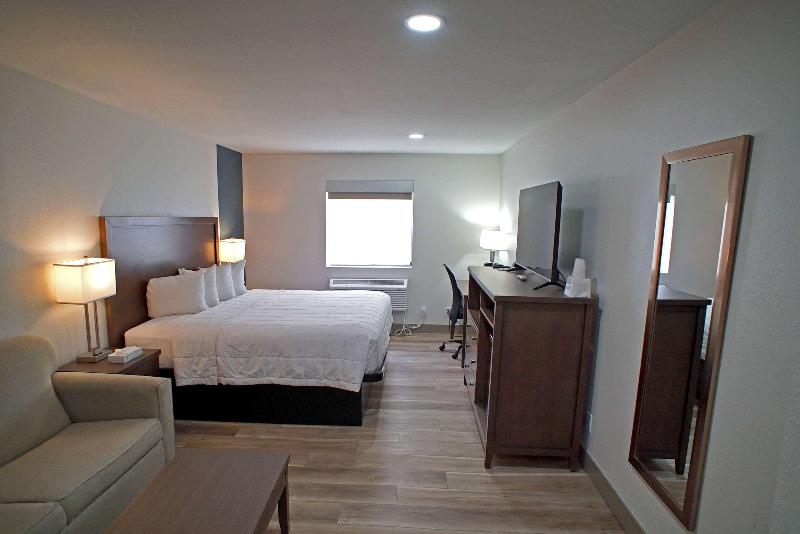 Baymont by Wyndham Monte Vista image